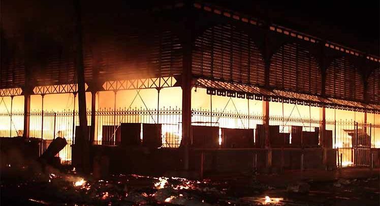 Mercado de Hierro en Haití nuevamente destruido tras incendio