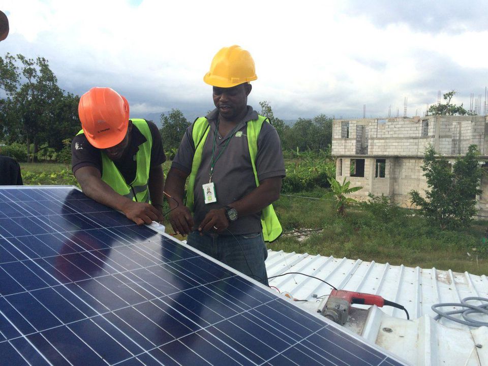Haitian Solar Installers