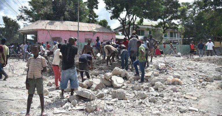 Photo prise après le séisme à Gros morne Credit Hector Retamal AFP