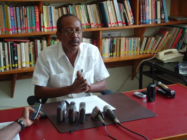 13 mars 2006 konferans lapres PPN Georges Honorat4