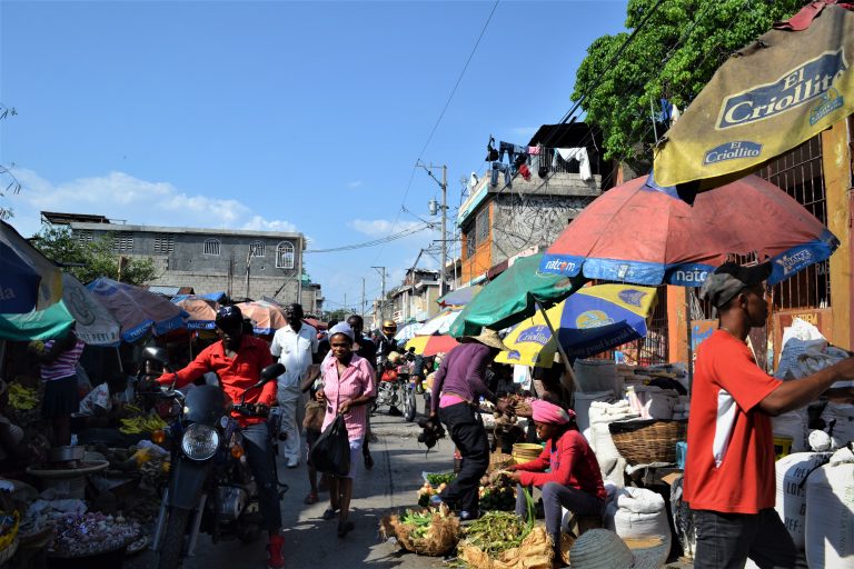 Croix des Bossales vidé de ses marchands4