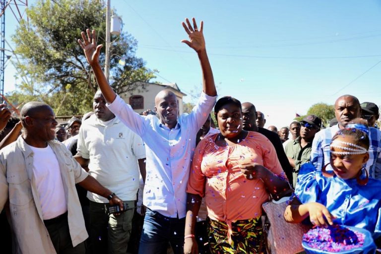 Haïti, dans la grisaille des temps moroses, en attente de la déferlante… Haïti, dans la grisaille des temps moroses, en attente de la déferlante…