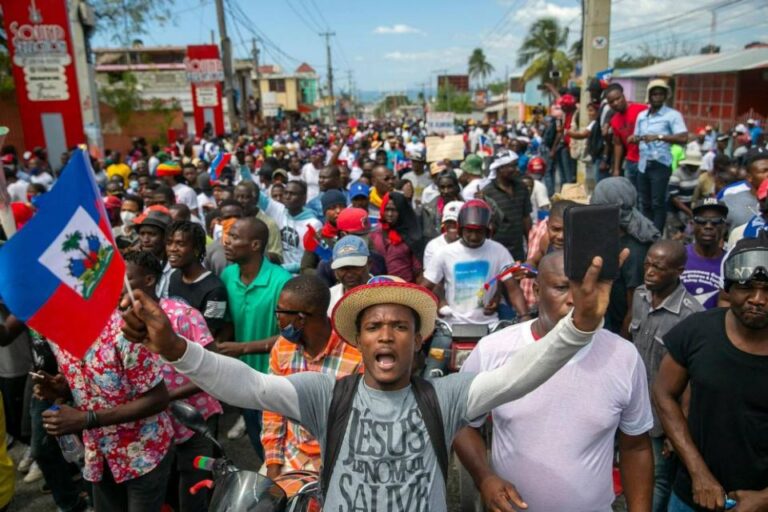 En Haïti, les manifestations pacifiques monstres de l’opposition ne bougent pas, d’un iota, les lignes politiques