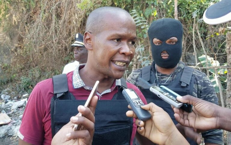 Le C. G. Muscadin, dans l’œil du cyclone