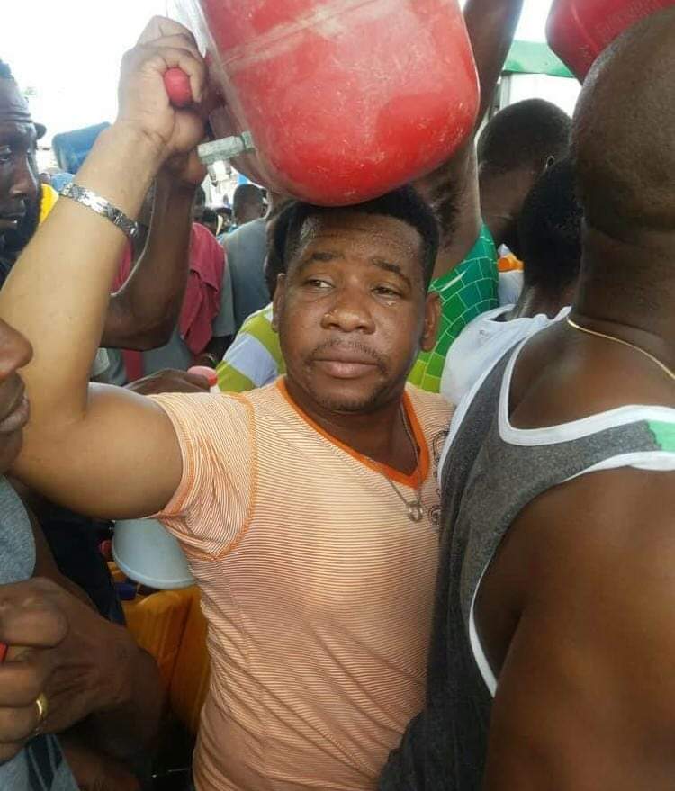 La pénurie d’essence continue